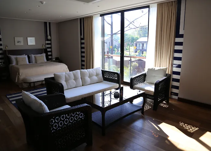 Rixos Premium - Adult Only Üdülőközpont 5*