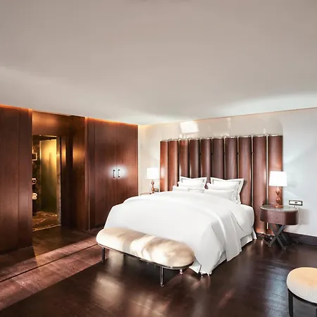 منتجع ريكسوس بريميوم جوسيك للكبار فقط 5*